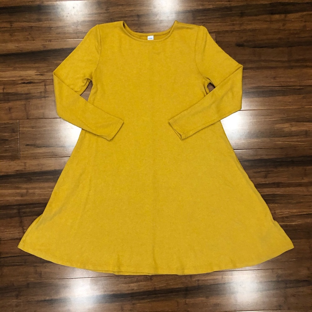 Dark Yellow Long Sleeved Dress🌻